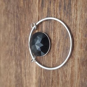 Onyx‎ faceted stone Amulet pendant